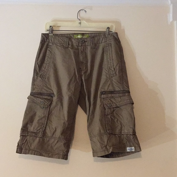 lee dungarees cargo shorts with zipper pockets